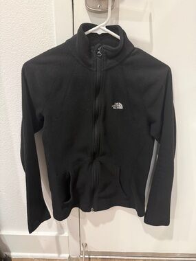 The North Face Black Full-Zip Fleece Jacket - Women